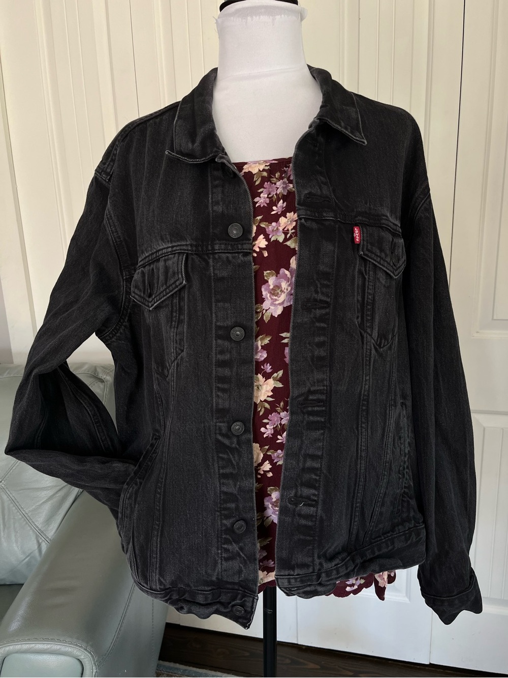 Levi’s Black Denim Trucker Jacket, Size XL